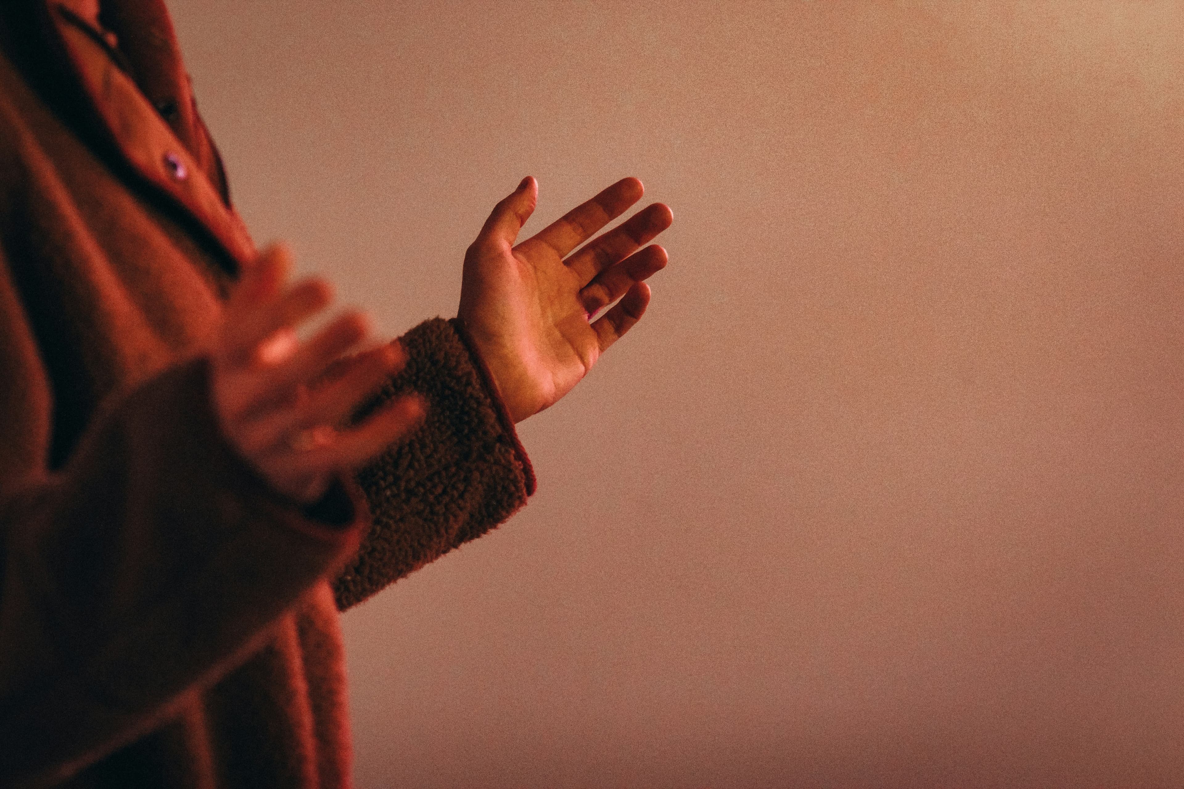 Dampening Self to Amplify Praise: Five Marks of Gentle Worship Leaders